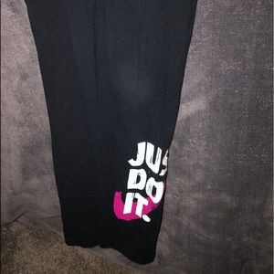 Nike Leggings with design on calf x2